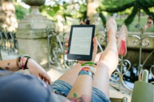Kindle Unlimitedの魅力と効率的な本の検索方法をご紹介！私が読んだおすすめ本も！