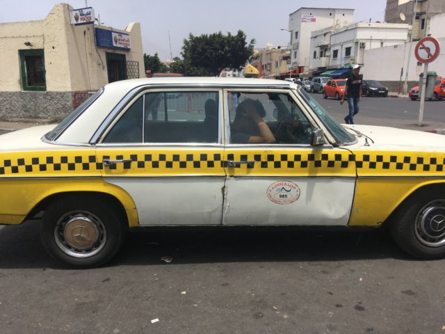アガディールのタクシー